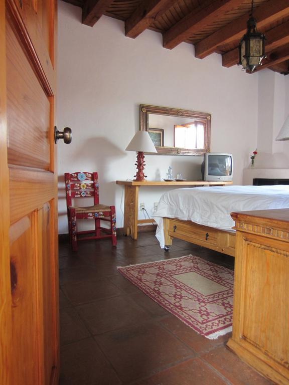 Hotel Estancia De La Era B&B Patzcuaro Phòng bức ảnh